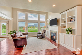 Photo 6 for 4142 W Park Dr