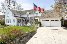 Photo 2 for 341 E Boulevard