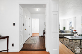 Photo 3 for 341 E Boulevard