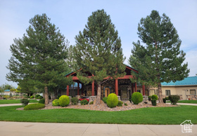 Photo 4 for 622 E Highway 144