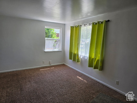 Photo 5 for 1111 S Redwood Dr