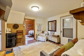 Photo 6 for 1071 S Foothill Dr #1