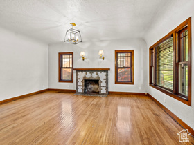 Photo 2 for 1362 Marilyn Dr