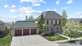 Photo 2 for 5047 N Larkwood Ln