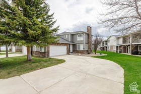 Photo 1 for 917 N Harbor Village Dr #4