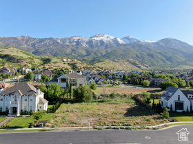 381 E Watkins Cir MLS #2083099