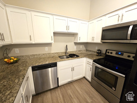 Photo 5 for 1771 E Skyline Dr #I4