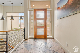 Photo 3 for 1640 S Agate Cir