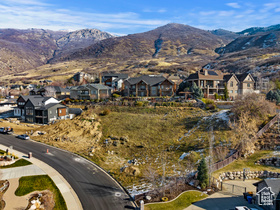 432 E Greystone Dr MLS #2083521