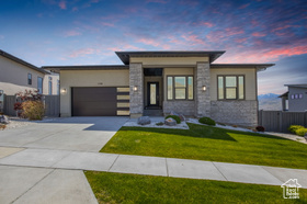 Photo 4 for 1749 W Oakridge Cir