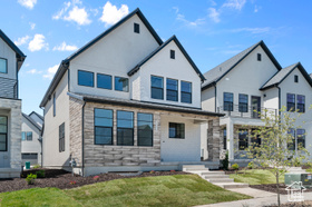 Photo 2 for 2415 N Ribe Ln