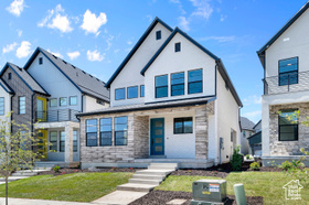 Photo 3 for 2415 N Ribe Ln