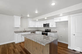 Photo 4 for 953 N 215 West