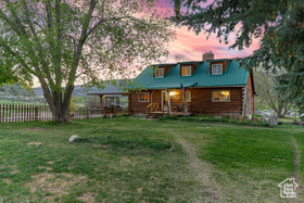 Photo 3 for 6536 N Dry Fork Canyon Settlement Rd