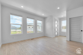 Photo 6 for 3063 Clover Ct
