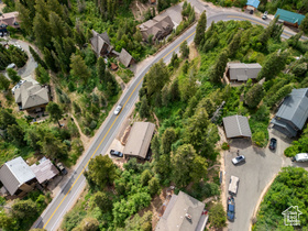 360  Parkview Dr MLS #2085114