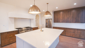 Photo 6 for 746 E Mountain Rd