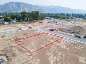 725 E 2450 N MLS #2085303