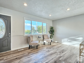 Photo 3 for 521 N 2400 West