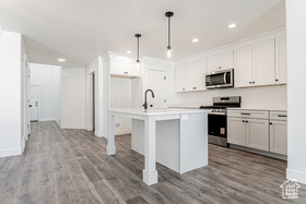 Photo 5 for 1003 N 3685 West #246
