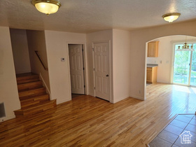Photo 5 for 834 N Sapphire St