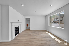 Photo 5 for 2018 E Burger St #1232