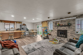 Photo 5 for 926 N 400 East