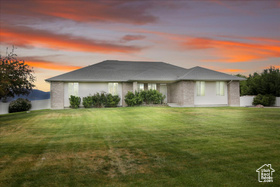 Photo 1 for 356 N Wrathall Cir