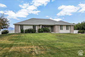 Photo 2 for 356 N Wrathall Cir