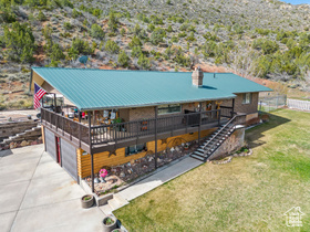 Photo 2 for 6407 N Dry Fork Cyn