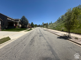 Photo 5 for 14997 S Eagle Crest Dr