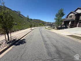 Photo 4 for 14997 S Eagle Crest Dr