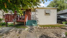 Photo 1 for 1728 Childs Ave