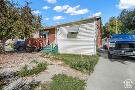 Photo 3 for 1728 Childs Ave