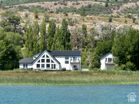 Photo 3 for 2500 N Bear Lake Blvd