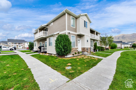 Photo 3 for 1771 E Skyline Dr #I-8