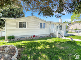 Photo 1 for 415 N Cedar View