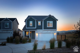 Photo 3 for 1383 Snowberry Cir