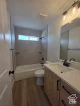Photo 4 for 382 E Stafford St #126