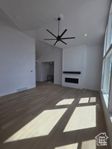 Photo 4 for 368 E Stafford St #127