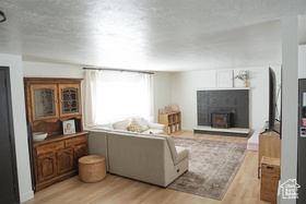 Photo 5 for 431 E Hooper Ave