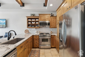 Photo 4 for 6322 N Park Ln #3