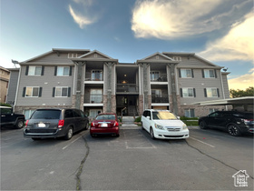 Photo 1 for 3478 E Ridge Route Rd #C1