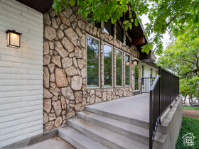 Photo 2 for 4253 S Spring Rd
