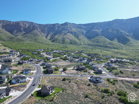 859 E Mountain Rd MLS #2087304