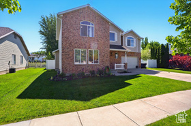 Photo 4 for 679 S Trail Cir