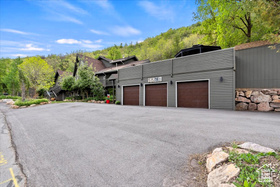 Photo 4 for 5548 E Emigration Canyon Rd