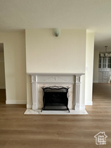 Photo 5 for 241 N Vine St #404E
