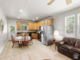 Photo 6 for 7764 S Rustic Pine Cv