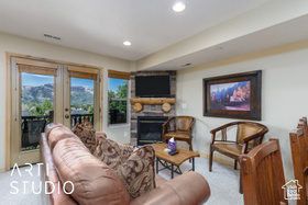 Photo 3 for 3521 N Moose Hollow Dr #1202
